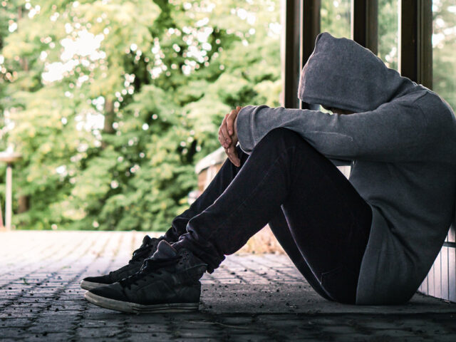 Signs You Need Anxiety Treatment and Should Not Ignore